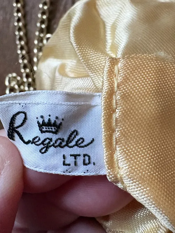 Vintage La Regale small gold handmade beaded evening bag chain strap retro - Image 3
