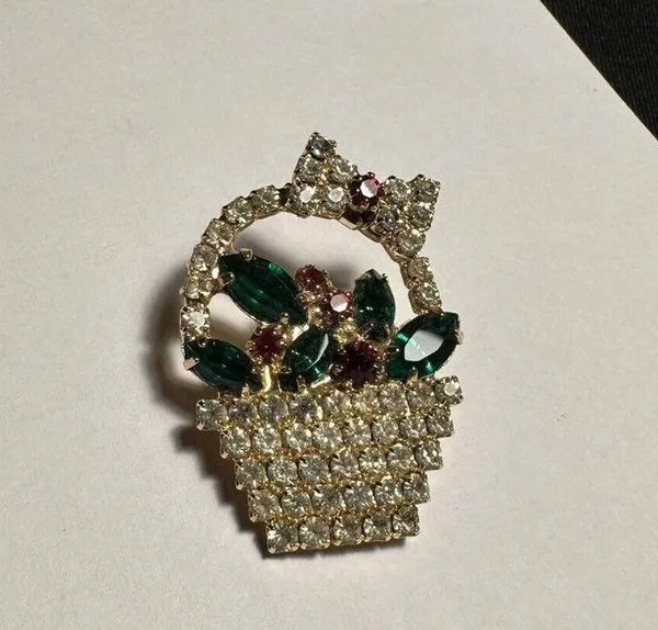 Prong Set Rhinestone Basket Clear Red & Green Christmas Holiday Brooch Pin - Image 2
