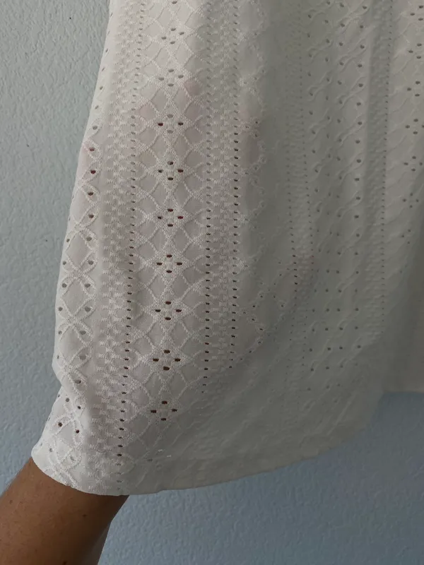 White  Top - Image 3