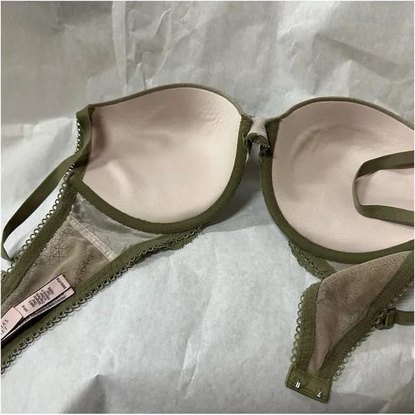 Victoria's Secret Green Lace Padded Bra - Image 3