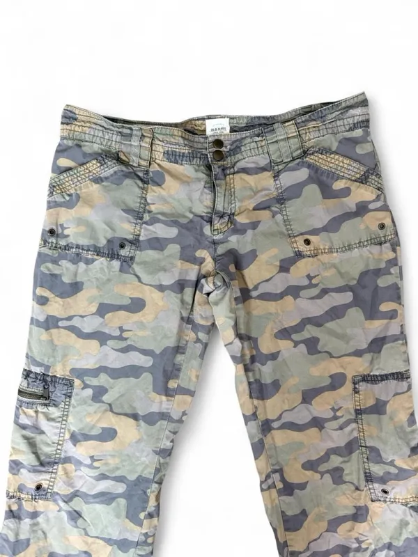 Y2K Old Navy Camo Low Rise Pants - Image 2