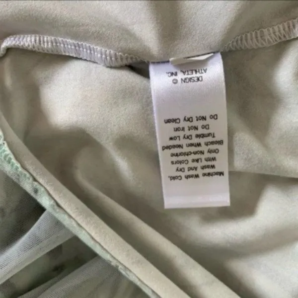 Athleta Double Layer‎ Tank Top Small - Image 11