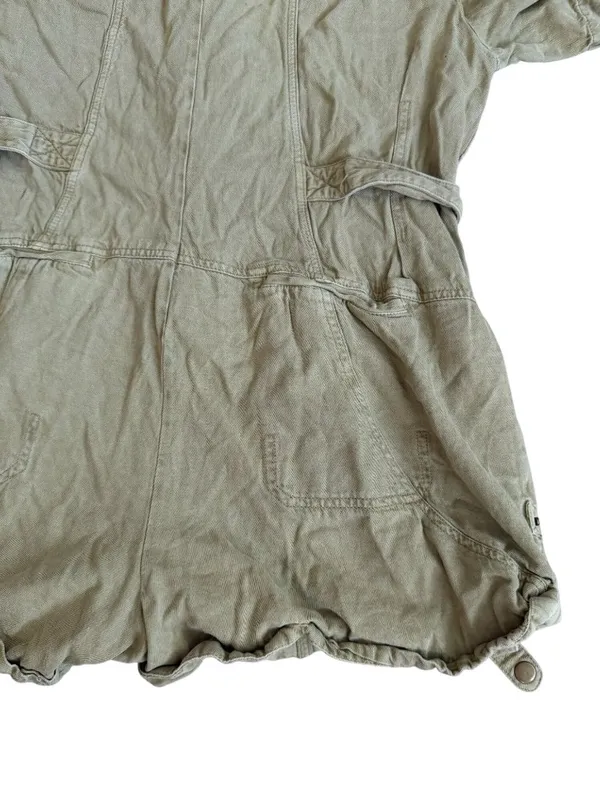 FREE PEOPLE Tan Short Sleeve Romper Size Medium - Image 3