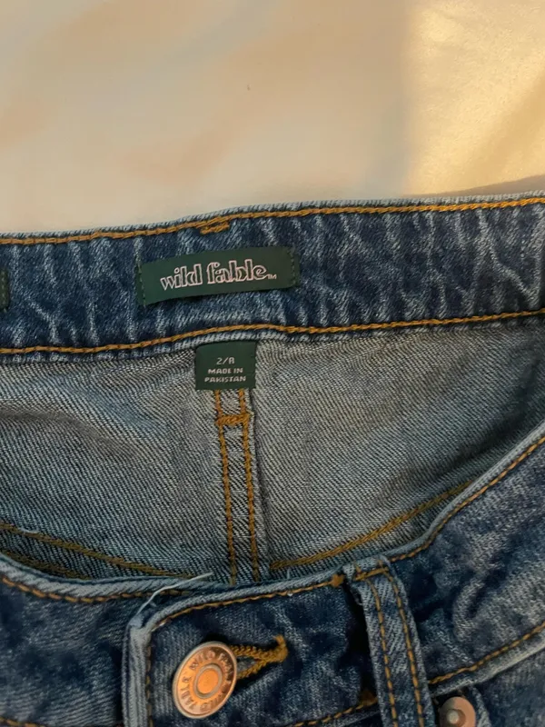 wild fable dark wash jean shorts mid rise - Image 4