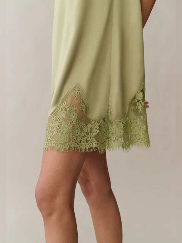 NWT Few Moda Yasmin Dress size Medium M Green Moss lace mini Kourt - Image 2