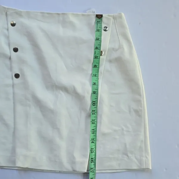 Zara -1929 NWT White Mini Skirt‎ Women's Medium - Image 6