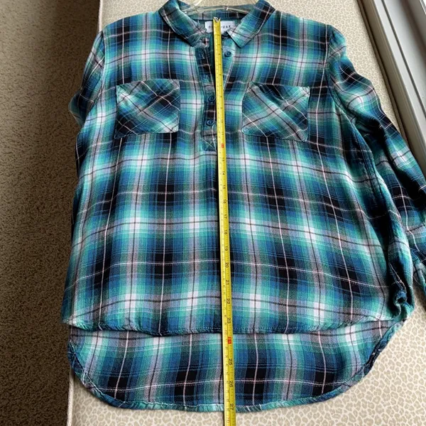 Olive & Oak Long Sleeve Plaid Blouse - Image 12