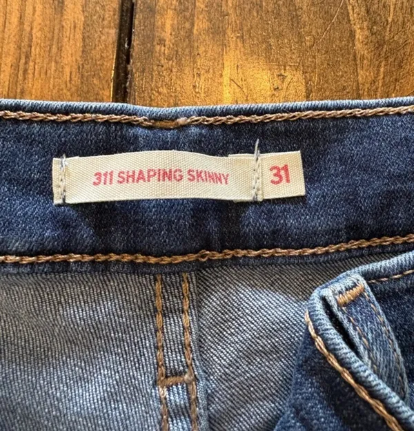 Levi’s 311 Shaping Skinny Jeans - Image 6