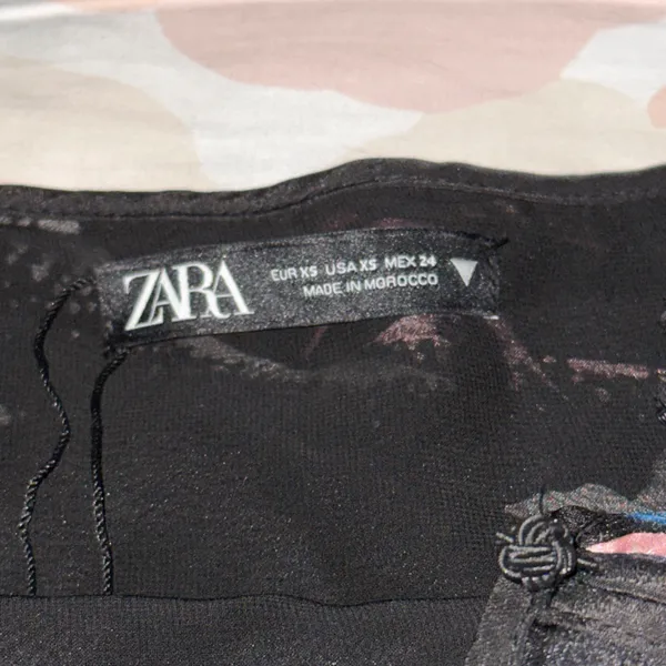 ZARA Floral Satin Skirt - Image 4