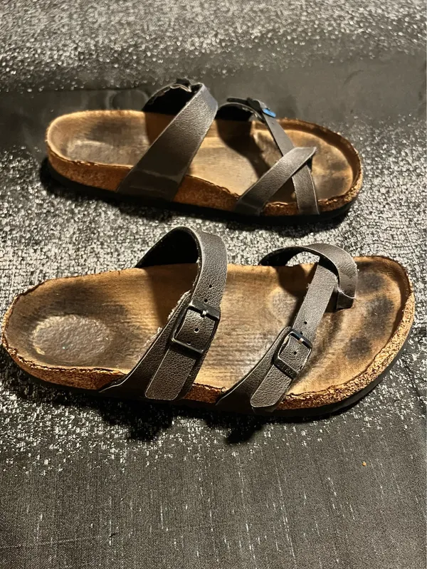 Womens sz8 Birkenstock Mayari criss-cross straps Sandals- Brown/Black - Image 2