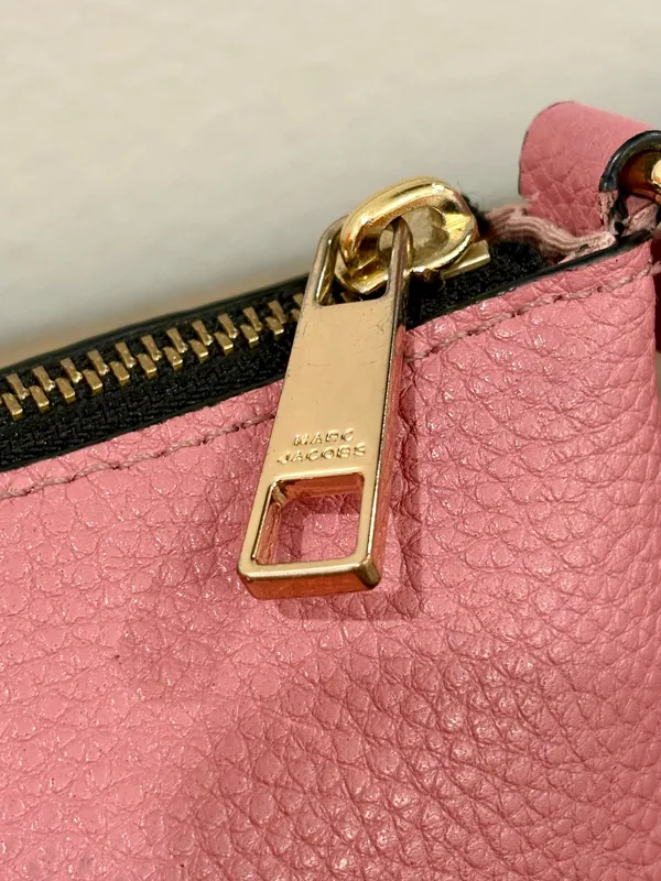 Marc Jacobs Cosmo Crossbody - Image 12