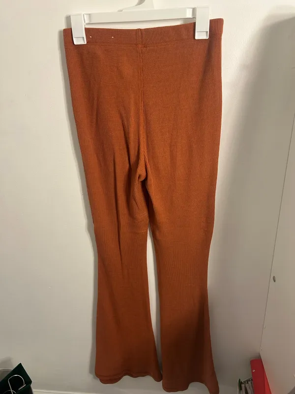 SO Kohls Flare Pants and Tank Top Waffle Knit Set - Image 6