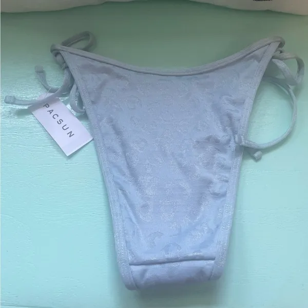 Kendall & Kylie swim bottom PacSun- NWT Similar stock photo - Image 4