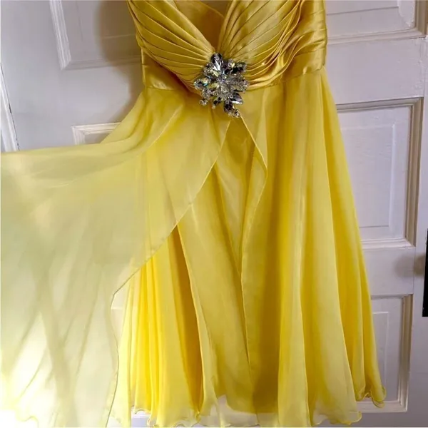 Sherri Hill Yellow Beaded Short Dress Size 8 - Image 5