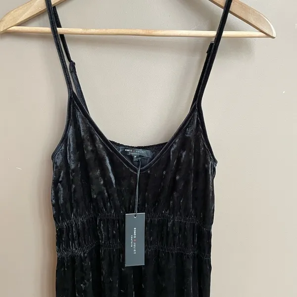 NWT Romeo + Juliet couture Velvet Maxi‎ Dress in Black Size Medium - Image 6