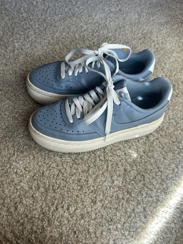 Nike Shoes - Image 2