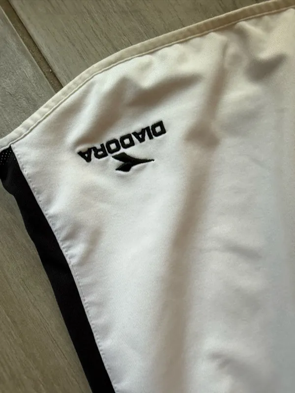 Diadora White Athletic Tank with Black Label Pink - Image 3