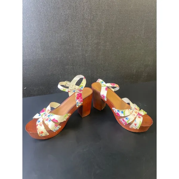 Madden Girl Women's White Floral Chunky Shoes/Sandal/Heel 4" Size 9 SKU 2478 - Image 2