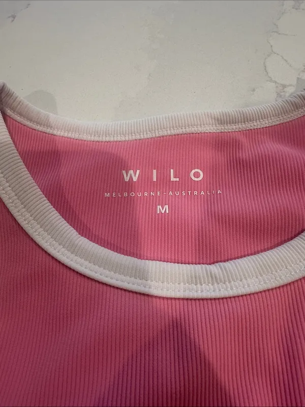 WILO pink and white ribbed pink sports bra size medium - Image 2