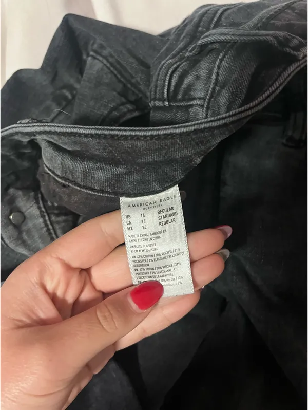 American Eagle Jeans - Image 2