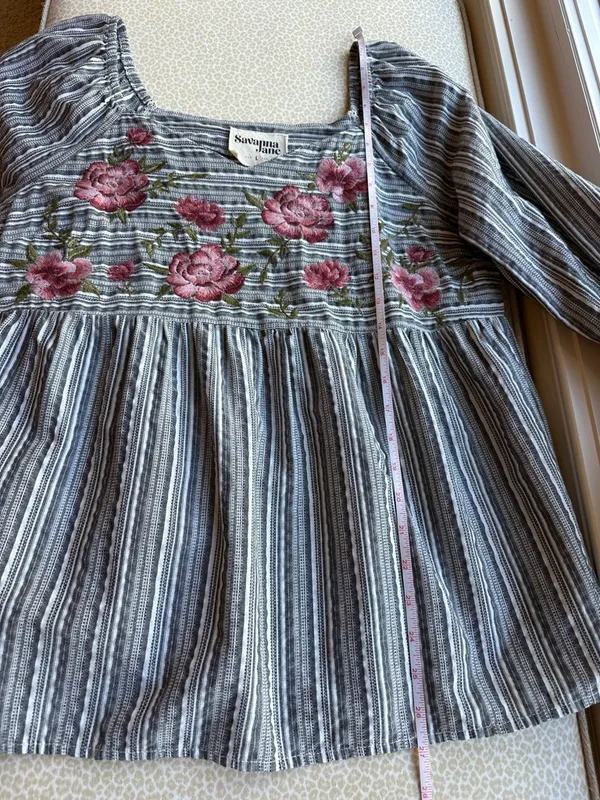 NWT Savanna Jane Striped Peasant Blouse with Pink Floral Embroidery - Image 7