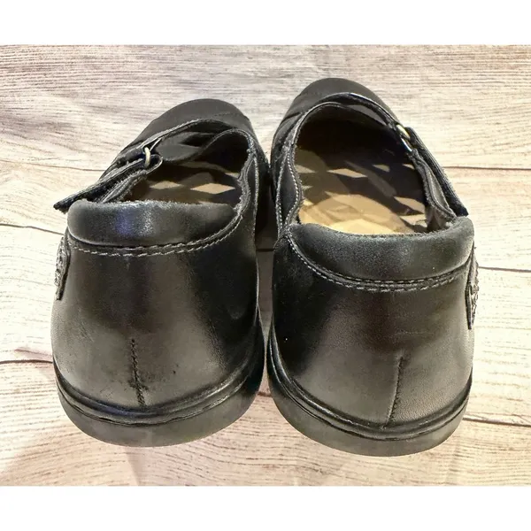 Clarks Bendables Womens 7 Black Leather Mary Jane Shoes Adjustable Strap - Image 4