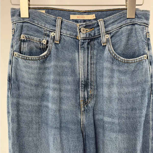 Levi's High Loose‎ Denim Distressed Wide Leg Jeans in Medium Wash Size 25 - Image 5