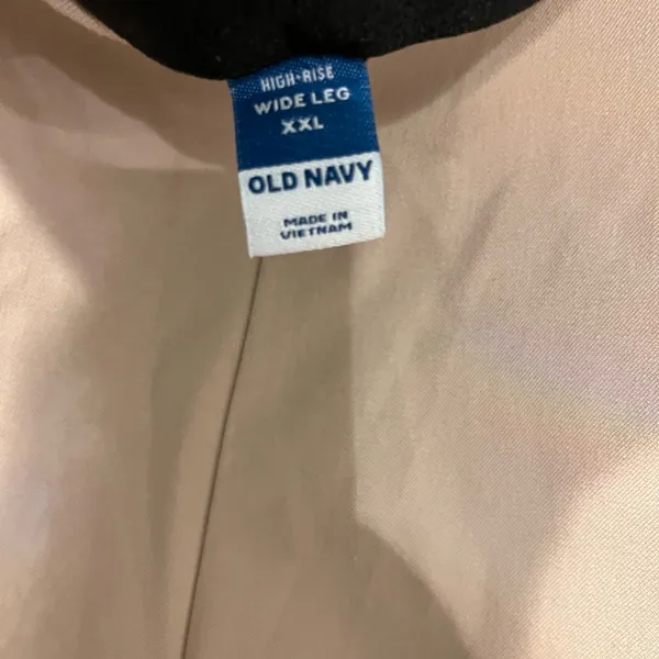 Old Navy Women's Wide Leg Pants in Tan - Image 3