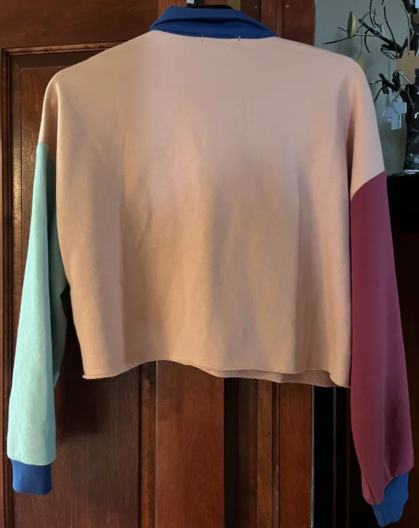 Forever 21 Long Sleeve Crop Top - Image 2