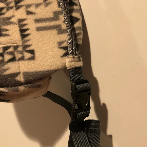 Kavu Aztec Print Rope Sling Bag - Image 4