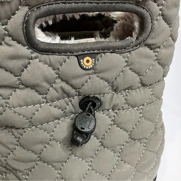 Bogs B Moc quilted boots waterproof‎ gray size 6 - Image 3