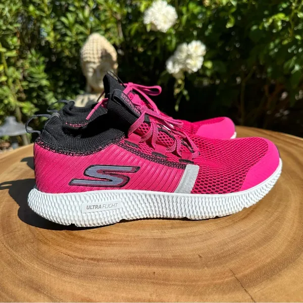 SKECHERS Women's Size 6 GOrun HORIZON Athletic Running Walking Sneaker Pink - Image 2