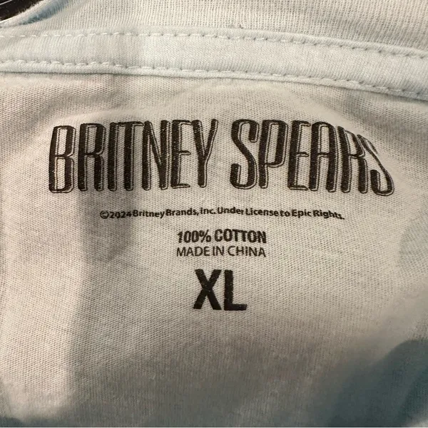 Britney Spears Concert Tshirt Tee Women's XL Light‎ Blue Festival 100% Cotton - Image 4
