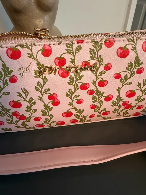 Betsey Johnson Bag - Image 4