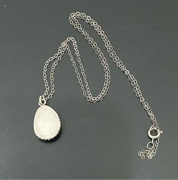 Vintage Native American Sterling Silver Mother Of Pearl Teardrop Pendant Necklac - Image 9