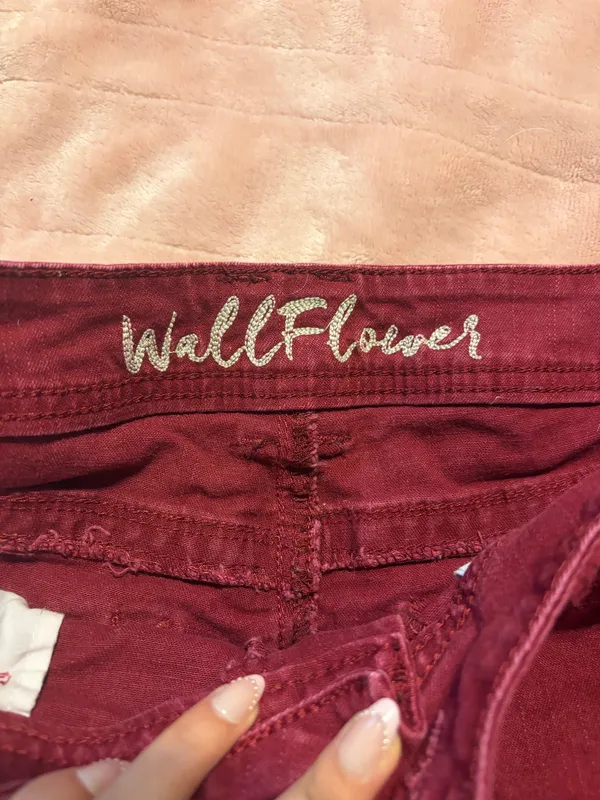 Wild Flower burgundy denim shorts with design on back pocket - Image 4