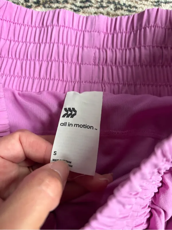 All in motion shorts - Image 3