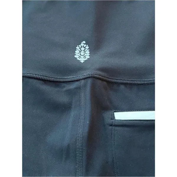 Free people Movement Black & White Shorts(Size XS) - Image 10