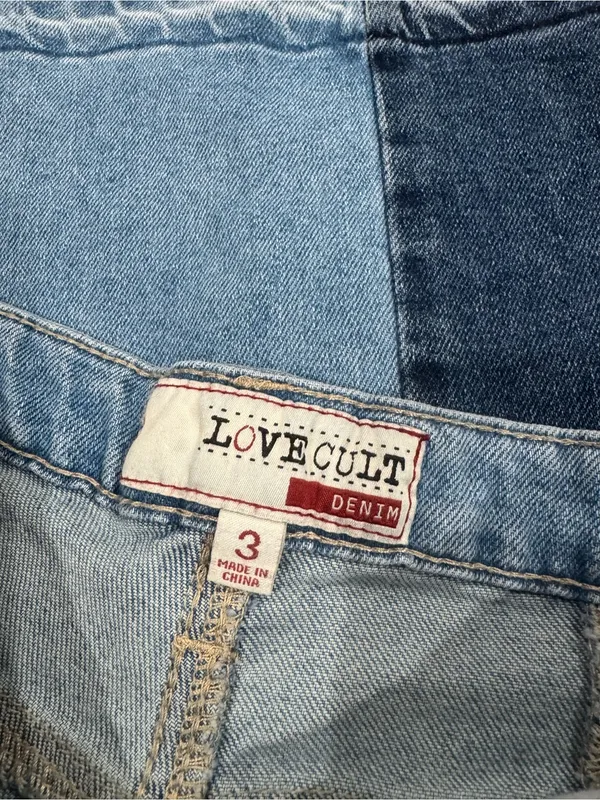 LOVE CULT Retro Chic Faded Patchwork High-rise Wide Leg Jeans | Size 3 - Image 2
