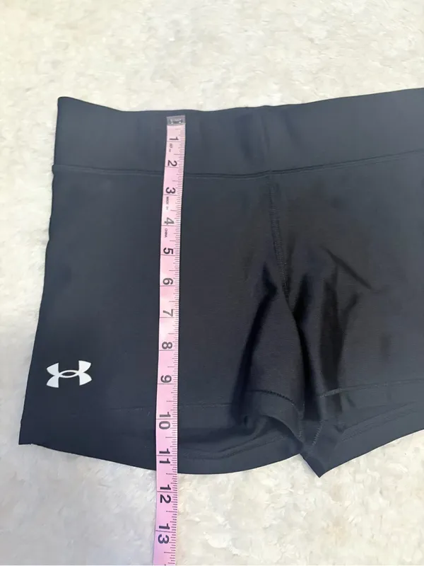 Under armour medium athletic short shorts - Image 4