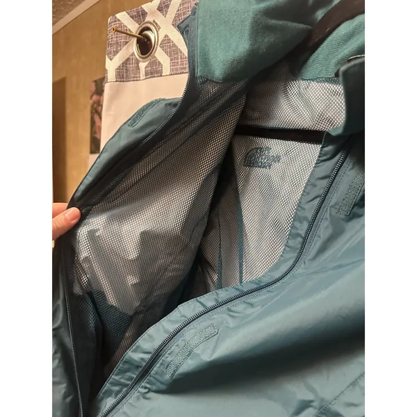 NWT The North Face Resolve 2 Hooded Jacket Woman's Deep Blue Teal Size Small - Image 4