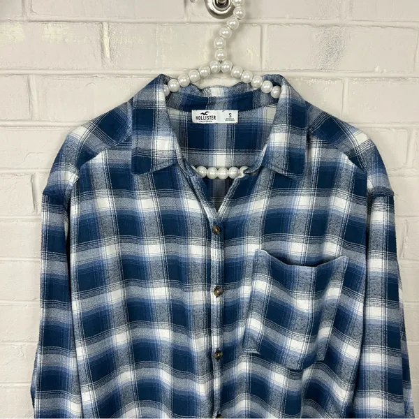 Hollister Blue Plaid Oversized Soft Flannel Button Down Shirt Size S - Image 3