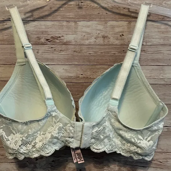 Victoria’s Secret Dream Angels Lined Demi Bra - Image 2