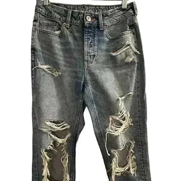 American Eagle Women's Tomgirl Distressed Boyfriend Jeans Size‎ 4 waist 28 Blue - Image 3