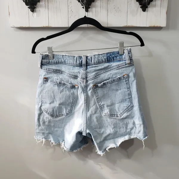 Abercrombie & Fitch Dad High Rise Shorts Women's 4 Light Wash Denim EUC - Image 2