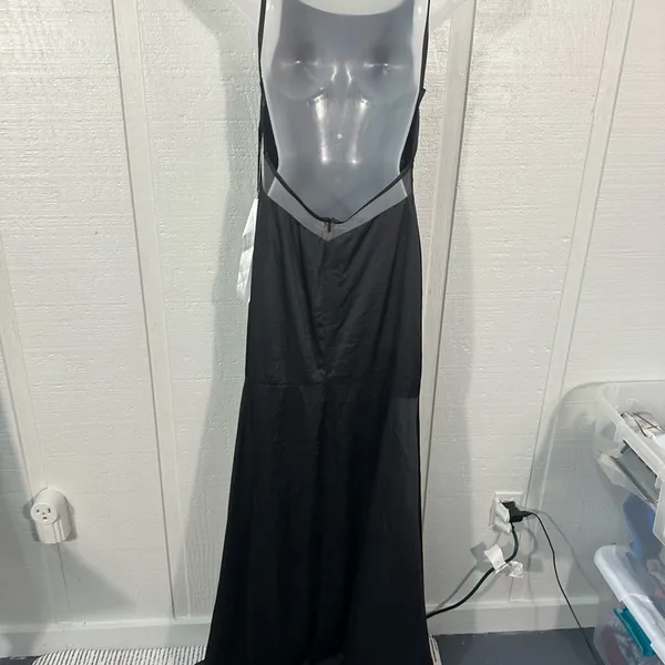 Leena For Mac Duggal Black Spaghetti Strap Dress Size 6 NWT - Image 6