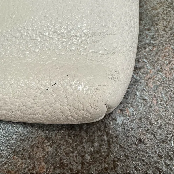 Coach Double Corner Double Zip Wristlet Pebbled Leather Chalk/Light Gold - Image 6