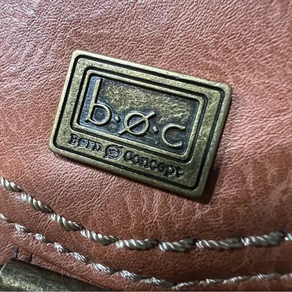 Born boc brown leather shoulder bag contrast stitching brass details - Image 2