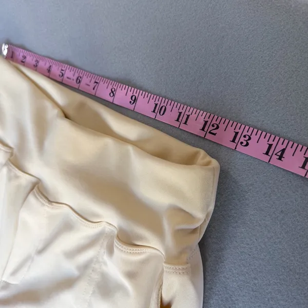 Women's Pull On Cream Colored Pant Size Medium #260636 - Image 4