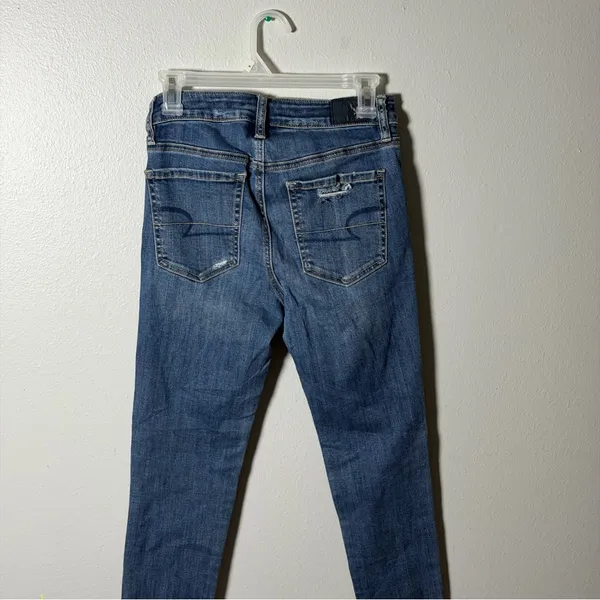 American Eagle Outfitters Women's Hi-Rise Jegging‎ Blue Distressed Jeans size 4 - Image 7